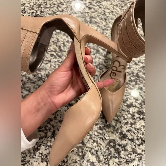 Sam Edelman Tan Strappy Heels with Pointed Toe - Picture 12 of 13